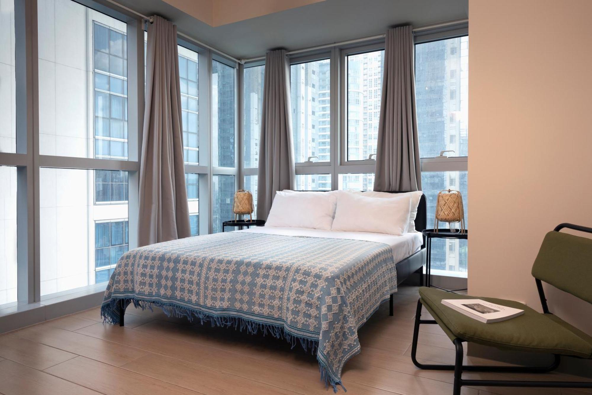 Uptown Parksuites Apartments Tower 2 Bgc By Ph Staycation مانيلا المظهر الخارجي الصورة